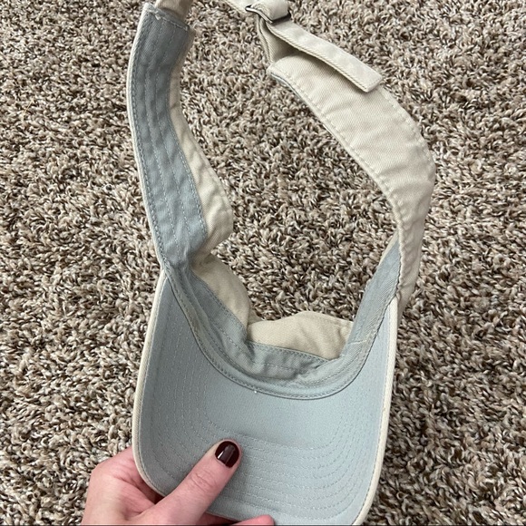 SOLD Vintage MAUI Hard Rock Cafe visor - Picture 4 of 4